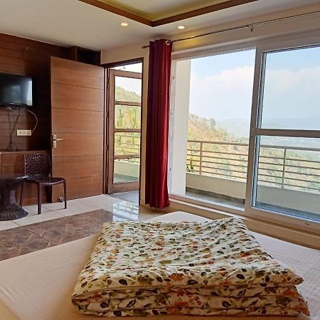 Pine Peak Βίλα Kasauli Εξωτερικό φωτογραφία