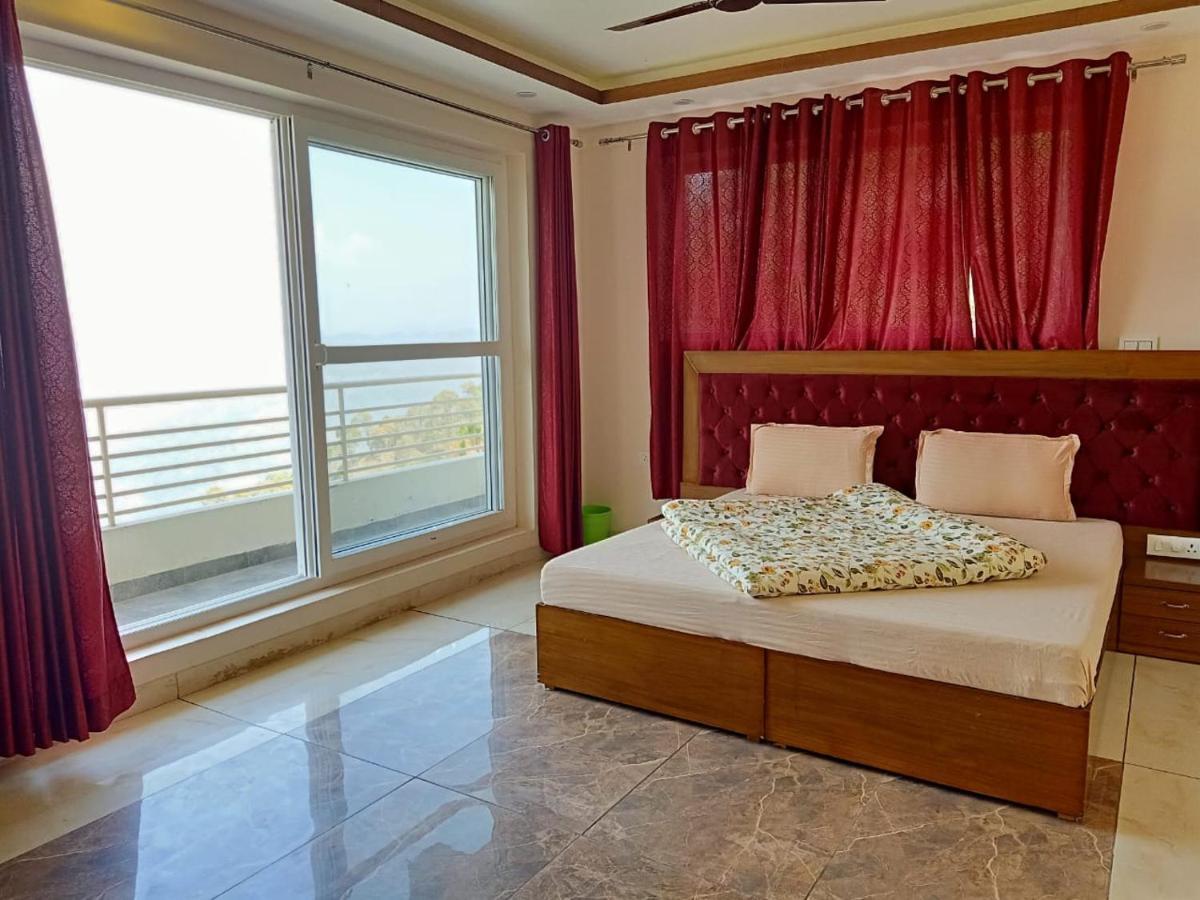 Pine Peak Βίλα Kasauli Εξωτερικό φωτογραφία
