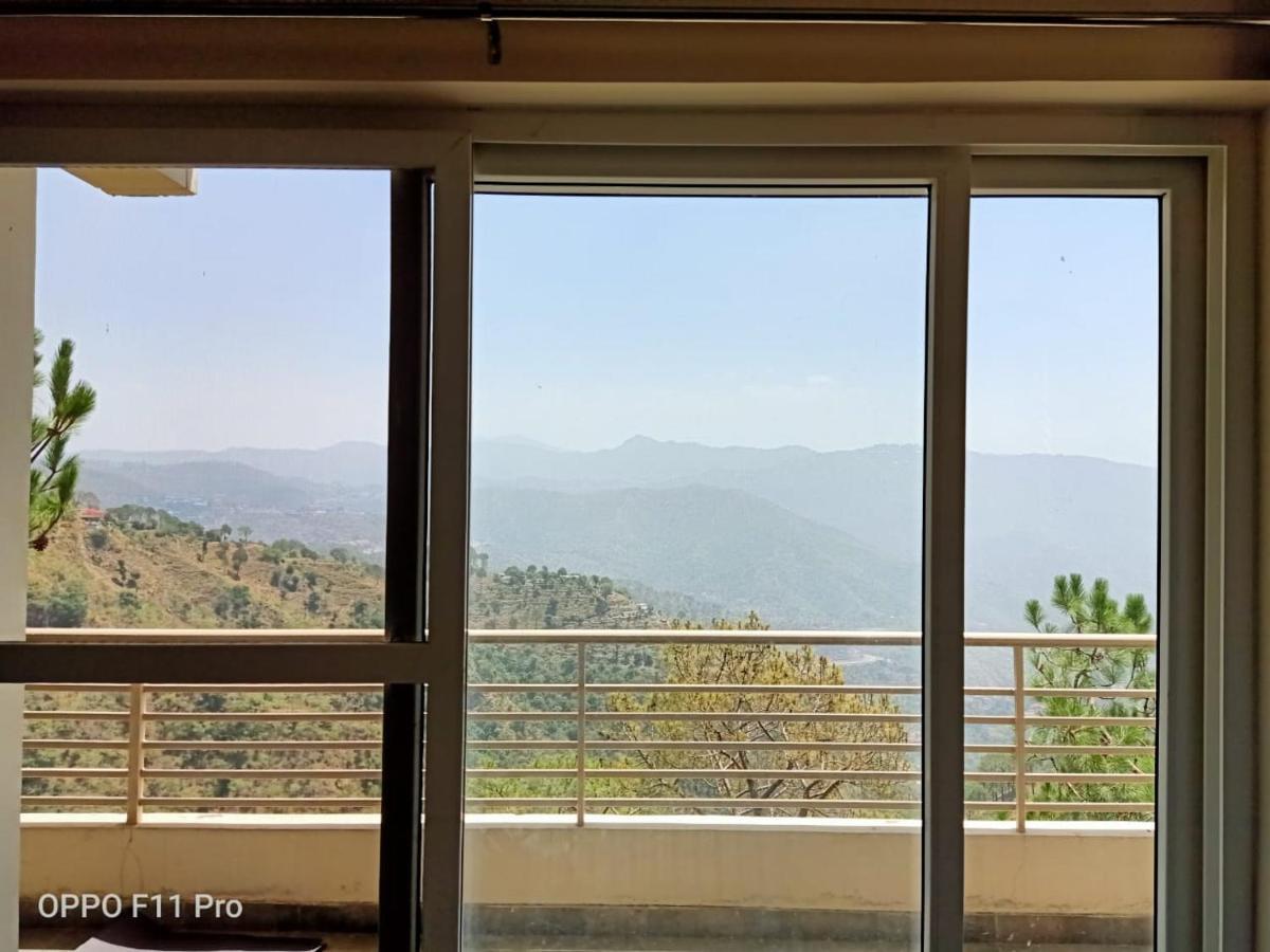 Pine Peak Βίλα Kasauli Εξωτερικό φωτογραφία