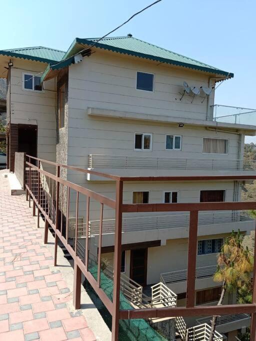Pine Peak Βίλα Kasauli Εξωτερικό φωτογραφία